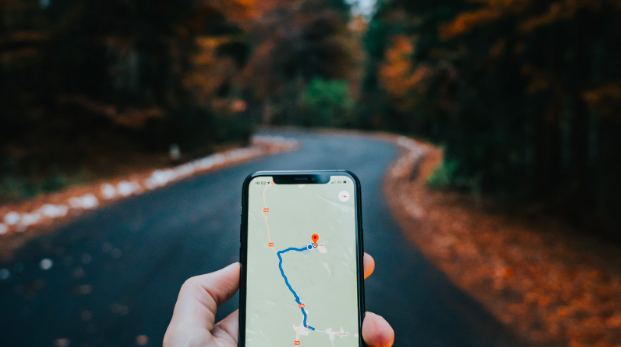 Image of a phone showing a GPS tracker